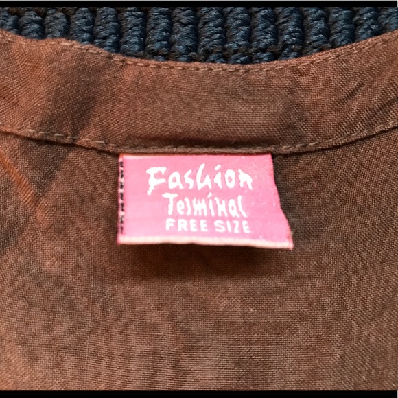 Handmade Embroided Ombré Top - Picture 5 of 6